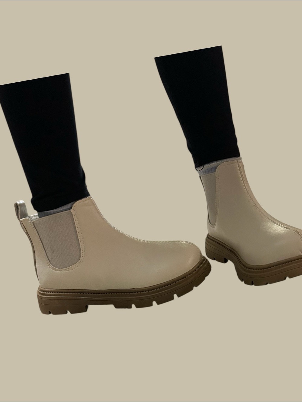 NEW! SHEIN Beige Chelsea Kids Boots with Brown Sole